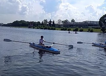 Новичков ищут во дворах